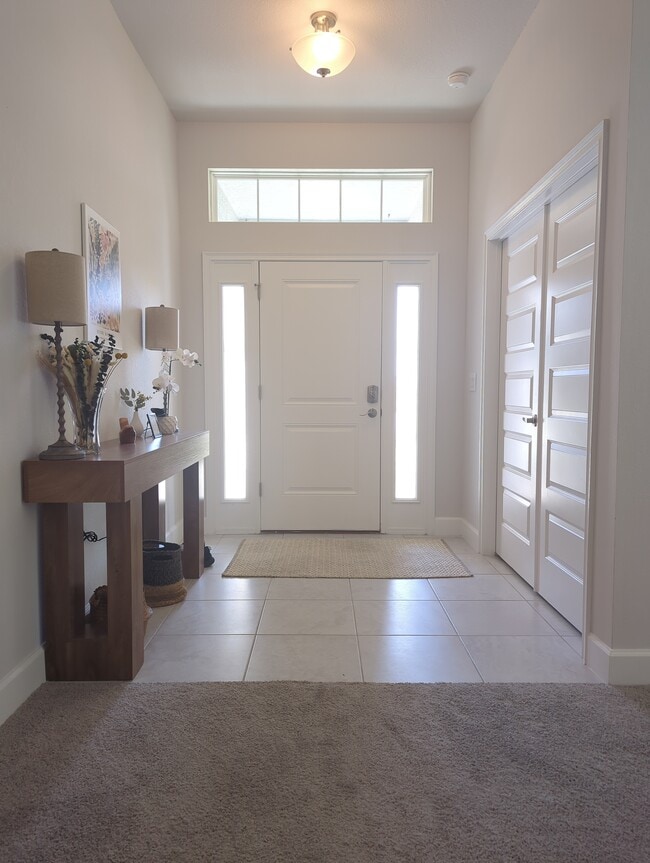 Building Photo - 980 Ibis Cir