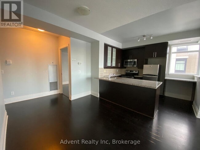 Building Photo - 131 Upper Duke Crescent