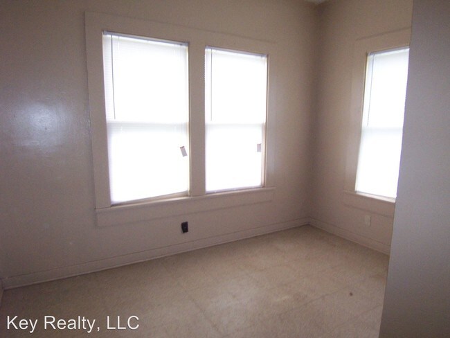Building Photo - 2 br, 1 bath House - 505 Grant St.