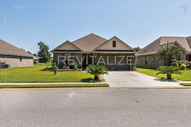 Foto del edificio - Stunning 3/2 in Foley Gated Community