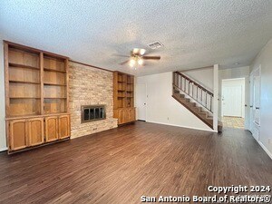 Foto del edificio - 8339 Timberwilde St