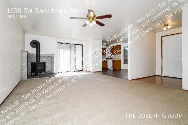 Foto del edificio - 1558 SW Swantown Rd