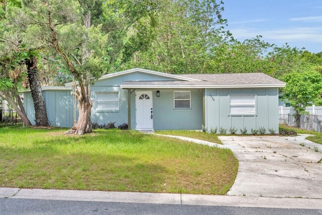 Photo - Charming 3 Bedroom, 2 Bathroom House!