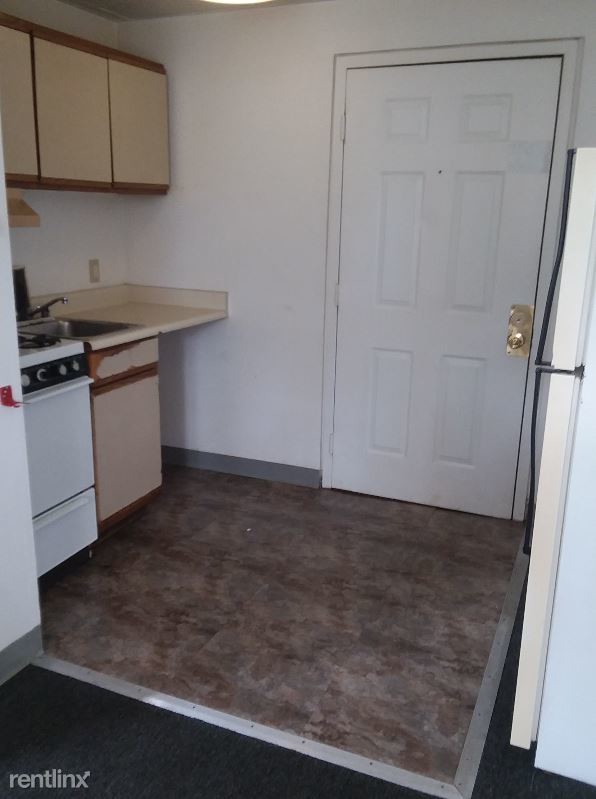 Foto principal - Studio, 1 bath Apartment - 516 E. 6th St.