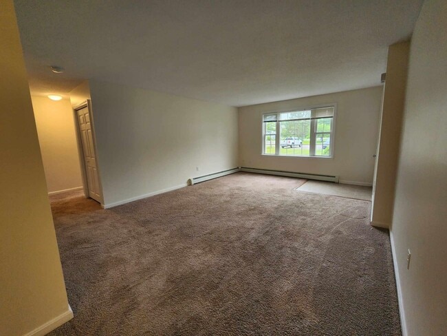 Foto del edificio - 309 Springbrook Cir
