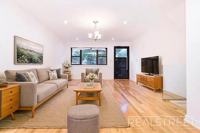 Building Photo - 4 bedroom in Brooklyn NY 11221
