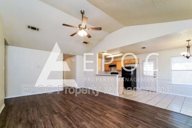 Building Photo - 2507 Lain Dr