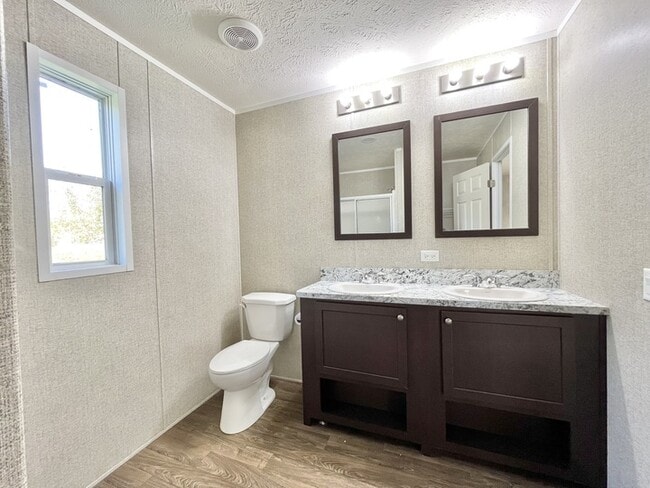 Building Photo - 3701 2nd St