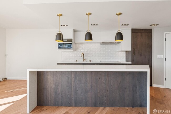 Foto del edificio - 1200 Gough St