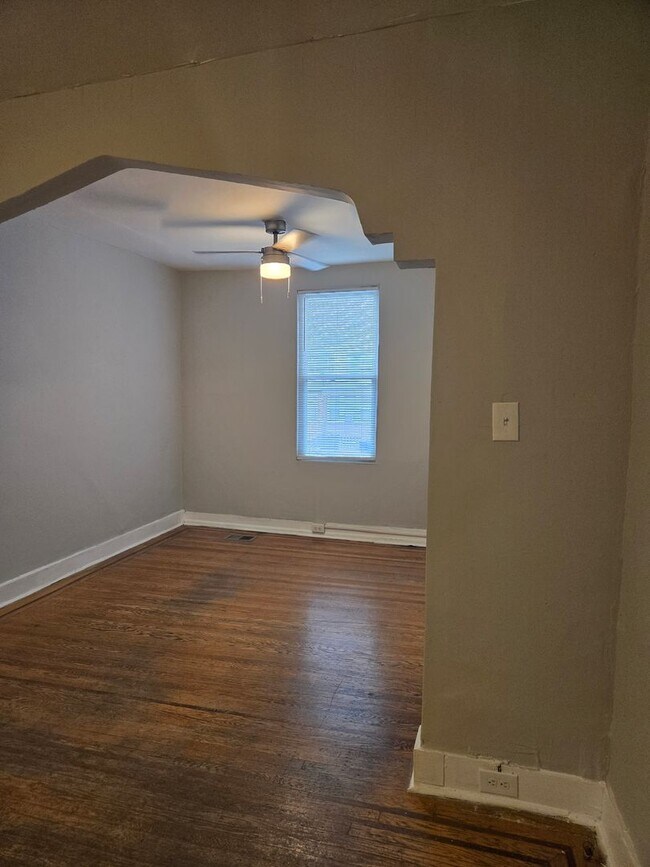 Foto del edificio - 6724 Wyncote Ave