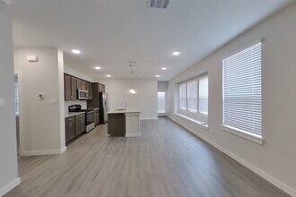 Building Photo - 2350 Bailey Flds Ln