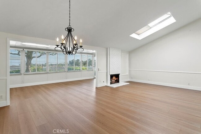 Building Photo - 22812 Tolana Dr