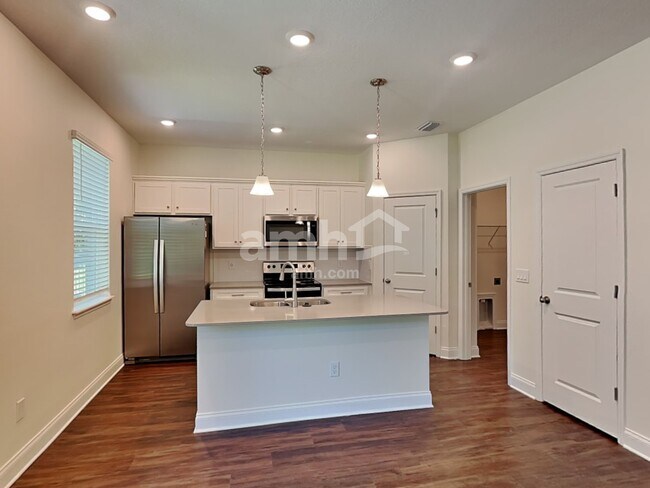 Building Photo - 2734 Sunrise Landing Loop