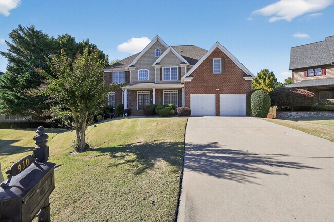 Foto del edificio - 410 Fox Chase Cir