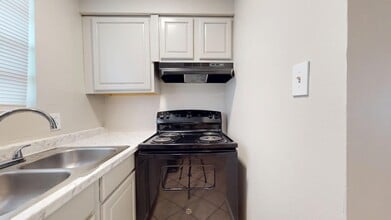 Interior Photo - Biloxi Oaks Apartments