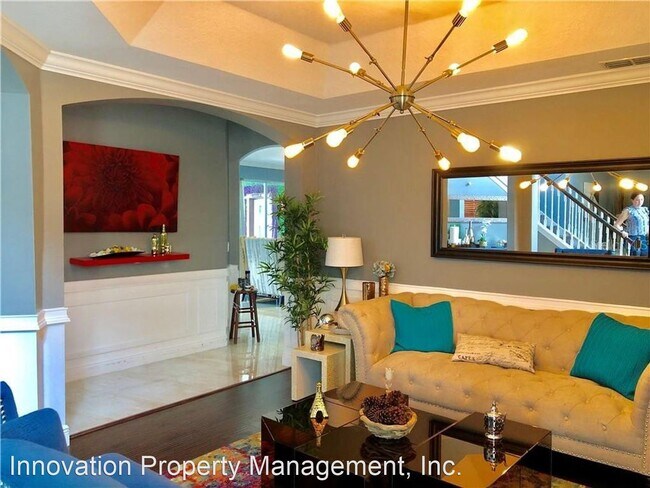 Building Photo - 6 br, 4 bath House - 2516 Chapala Drive