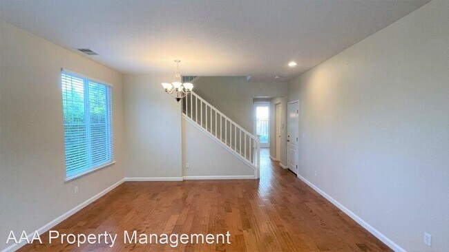 Foto del edificio - 4 br, 2.5 bath House - 3946 Hidden Grove Ln.