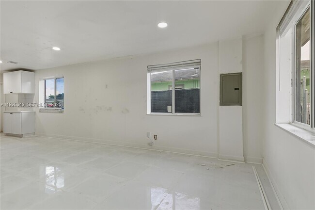 Foto del edificio - 11961 SW 214th St