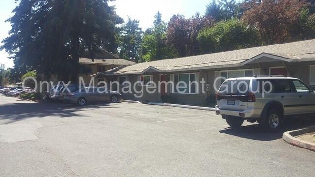 Foto del edificio - 17316 E Burnside St