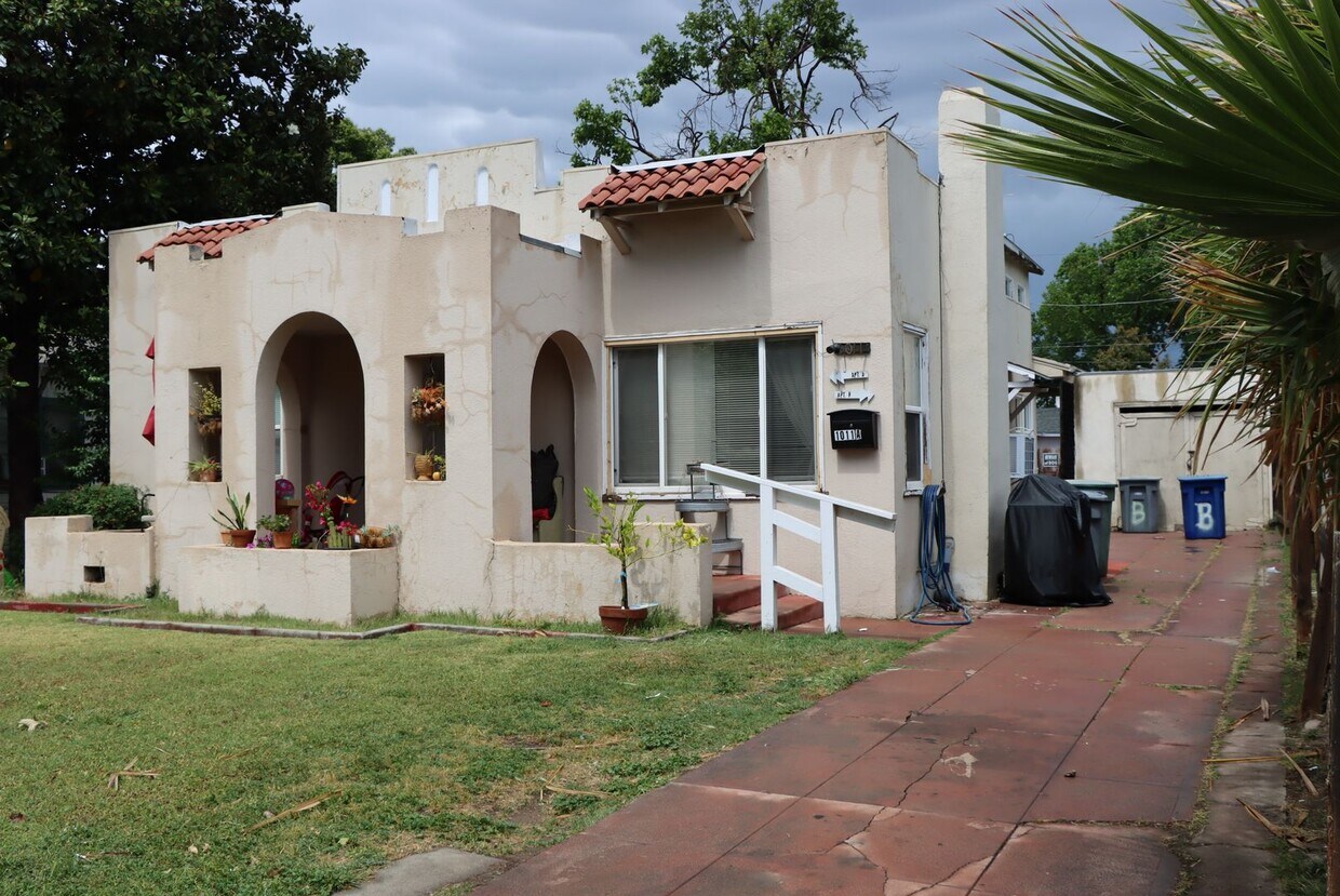 Foto del edificio - W20th 1011 #B