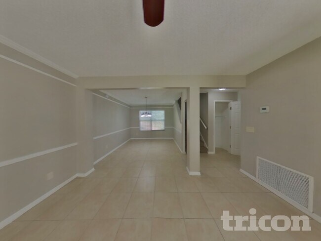 Foto del edificio - 12739 Serenade Cir N