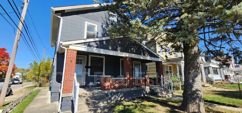 Primary Photo - 732-734 E Deshler Ave
