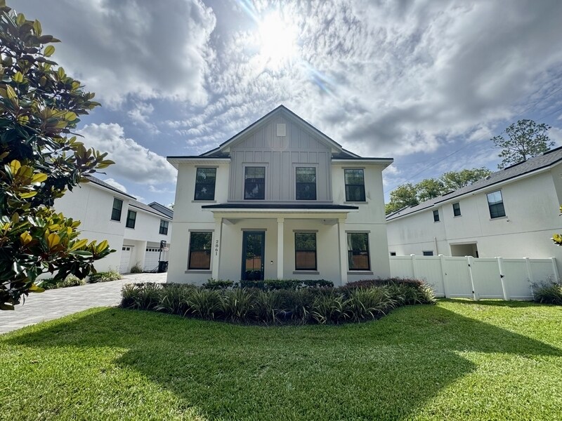 Primary Photo - 2861 Mayer St
