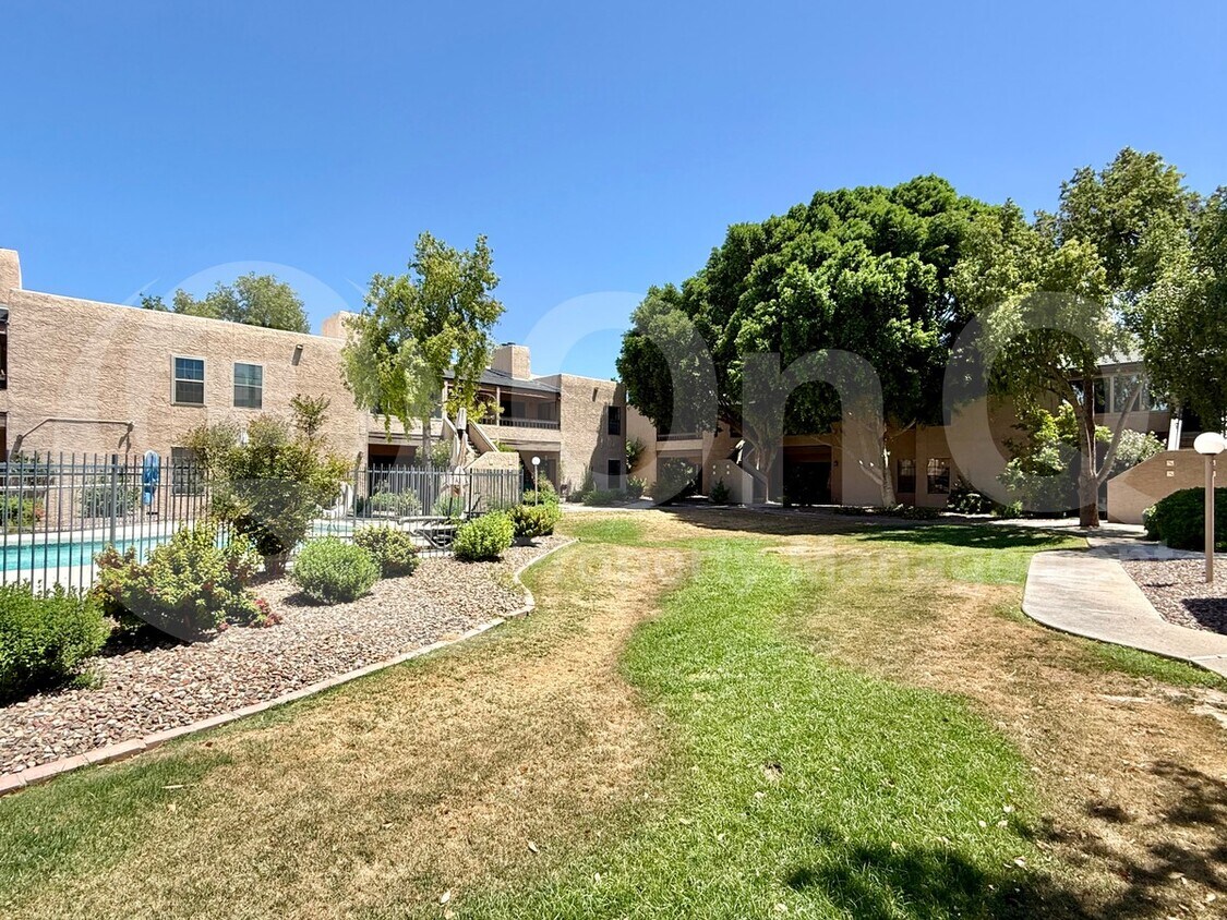 Primary Photo - 5998 N 78th St