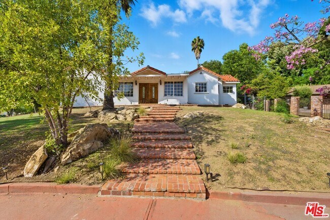 Foto del edificio - 10440 Johanna Ave