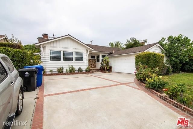 Building Photo - 4 br, 3 bath House - 16852 Citronia St