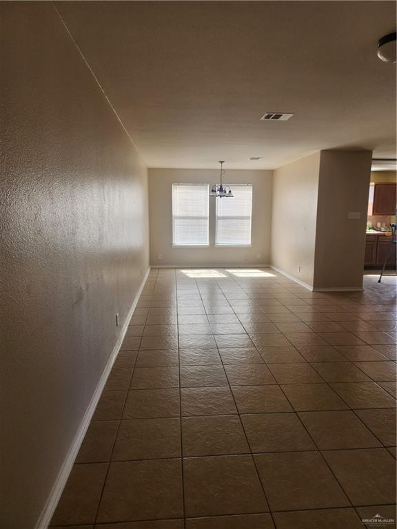 Building Photo - 414 Rio Colorado St