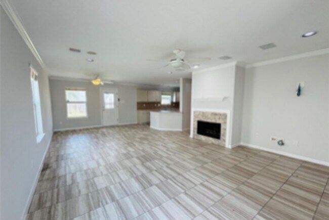 Building Photo - 18122 Rexine Ln
