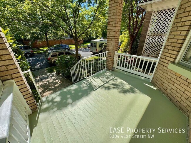 Building Photo - 5304 41st St NW