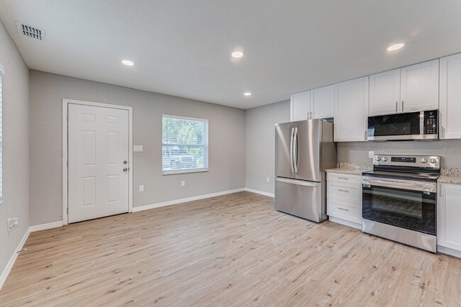 Foto del edificio - 2613 W Cypress St