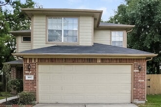 Building Photo - 8002 Scarlet Tanager Dr