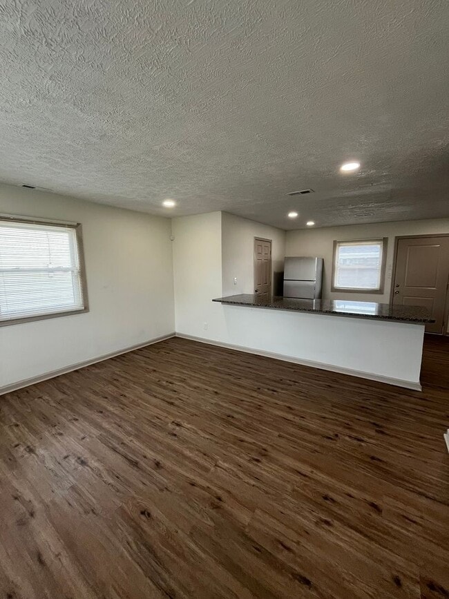 Building Photo - Beautifully Renovated 3-Bedroom Ranch with Open Floor Plan & 2-Car Garage