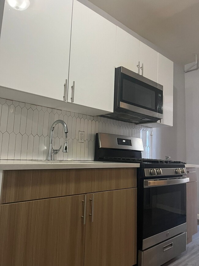 Foto del edificio - 43 Storms Ave