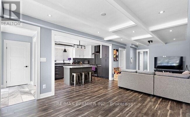 Building Photo - 24 Hucknall Rd