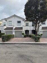 Building Photo - 11285 NW 42nd Terrace