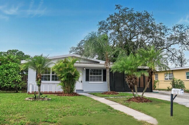 Foto del edificio - Half Off! 3 Bedroom, 1 Bathroom Home for R...