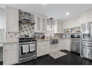 Building Photo - 5036 Richmond Dr