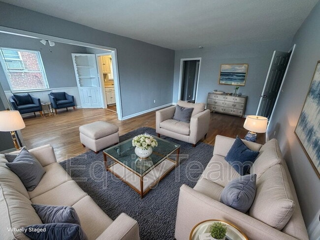 Foto del edificio - 5933 Oakwood Ave