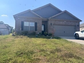 Building Photo - 270 Lilly Dr