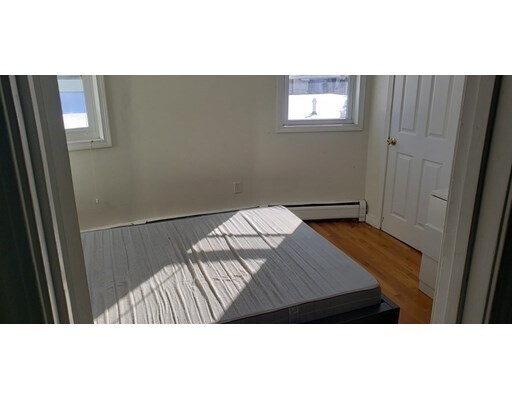 Foto del edificio - 184 Broadway