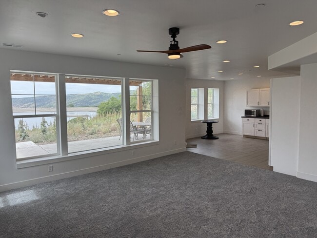Building Photo - 10108 Ridge Pine Dr