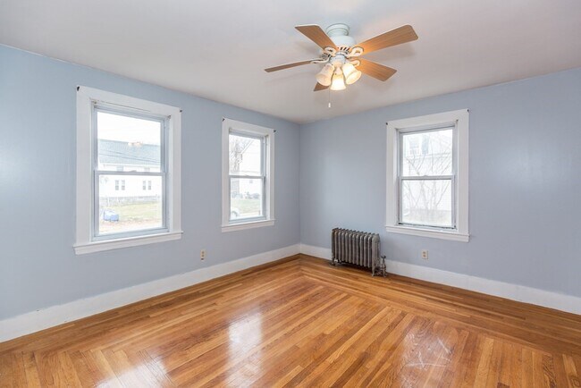Building Photo - 139 Mill St