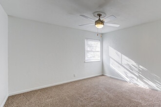 3x2 Apartment Bedroom - Arrive Bellevue