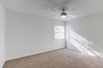 3x2 Apartment Bedroom - Arrive Bellevue