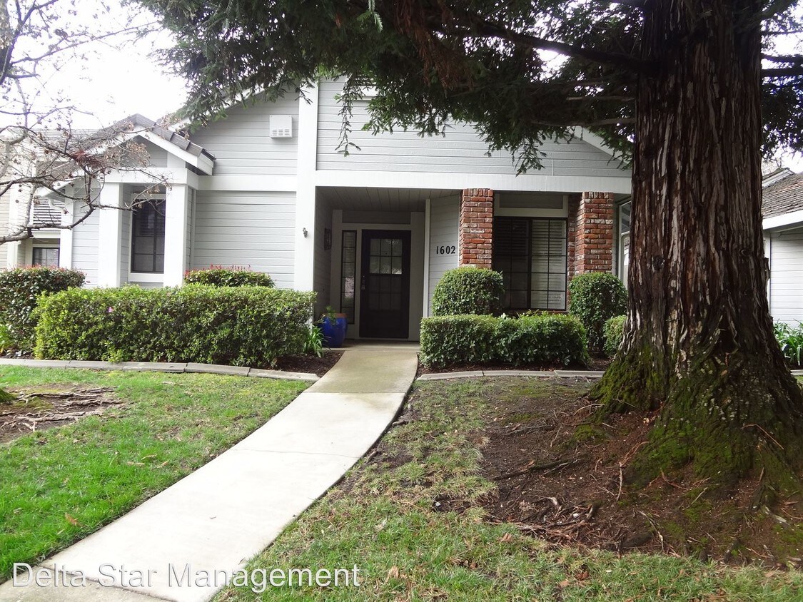 Primary Photo - 1602 Ashford Dr