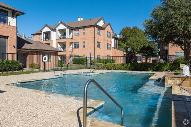 Pool - SkywayVillas